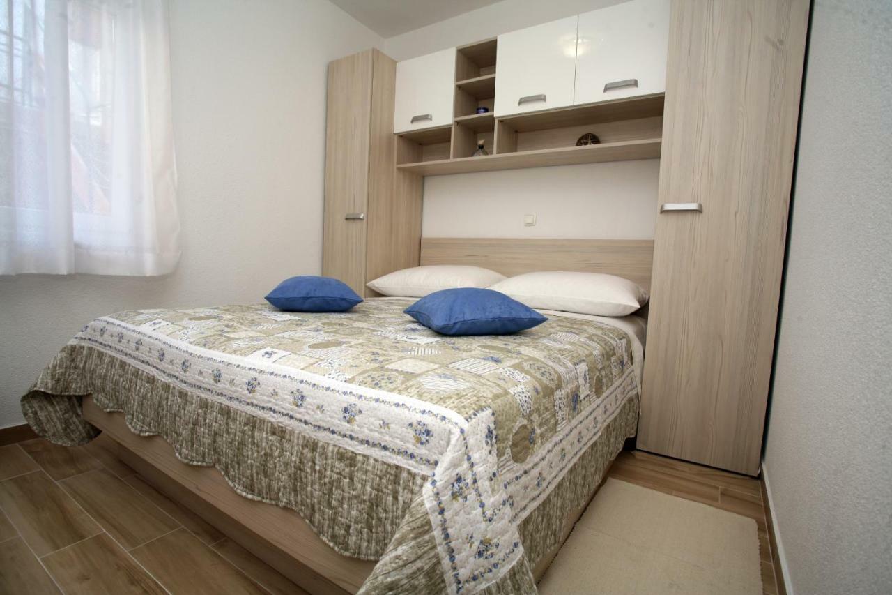Apartamento Apartman Fantasy Trogir Exterior foto