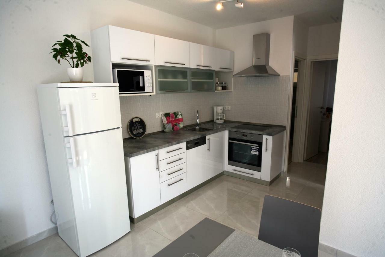 Apartamento Apartman Fantasy Trogir Exterior foto