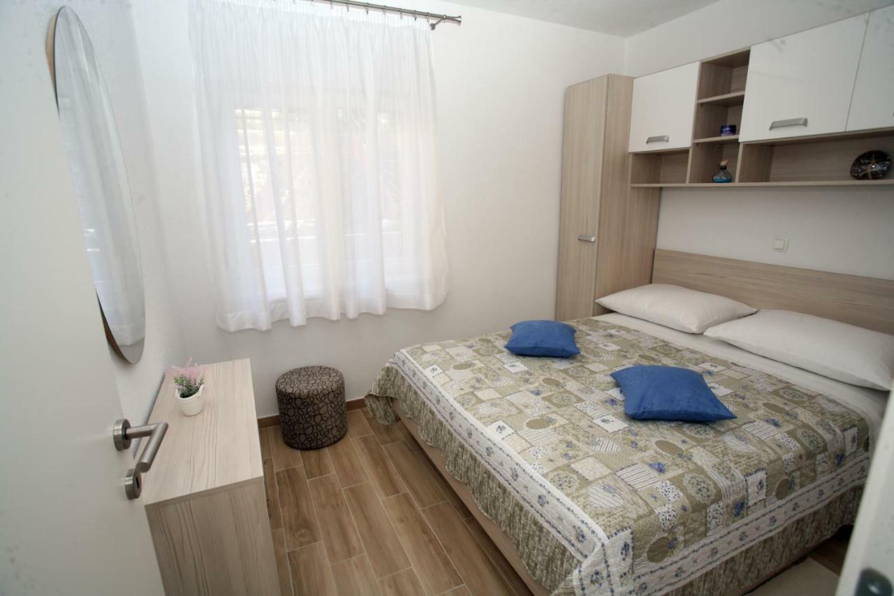 Apartamento Apartman Fantasy Trogir Exterior foto
