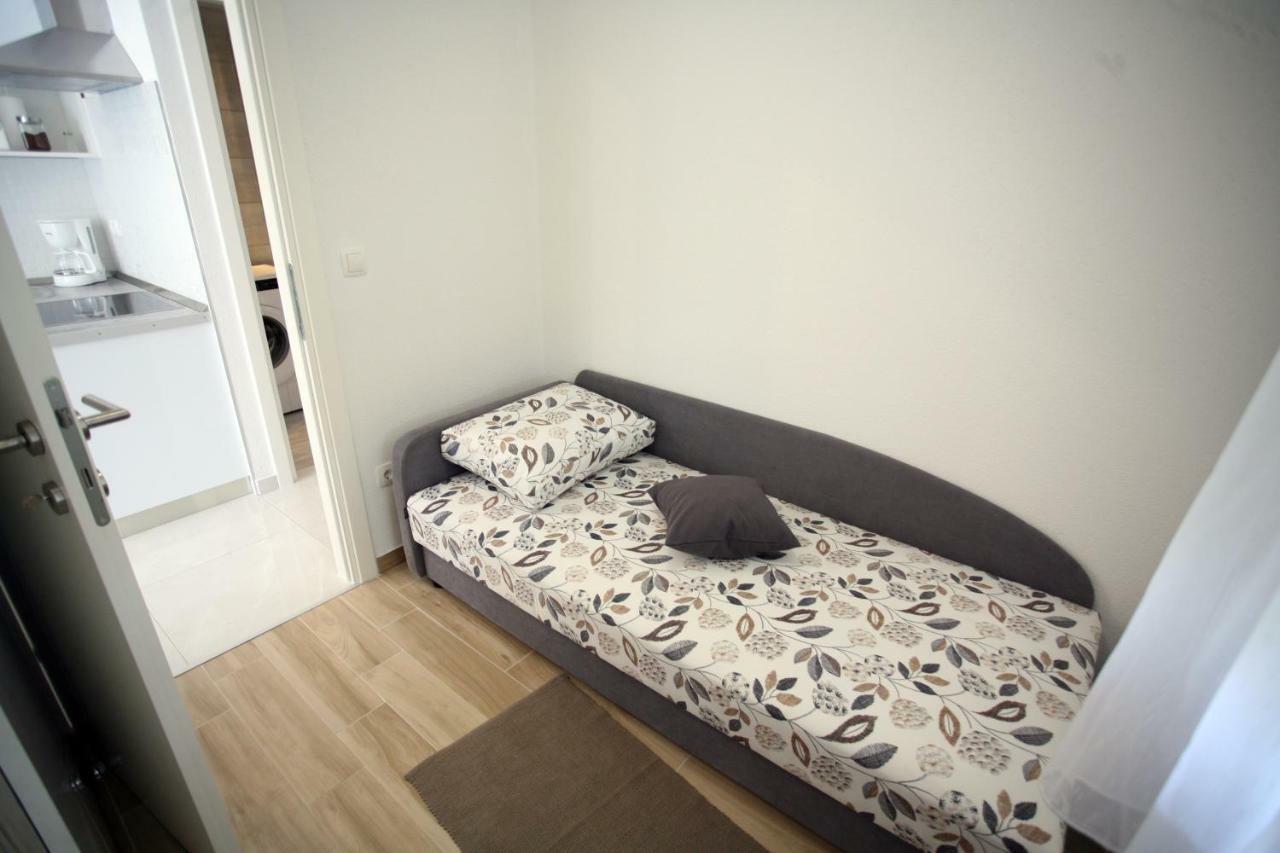 Apartamento Apartman Fantasy Trogir Exterior foto