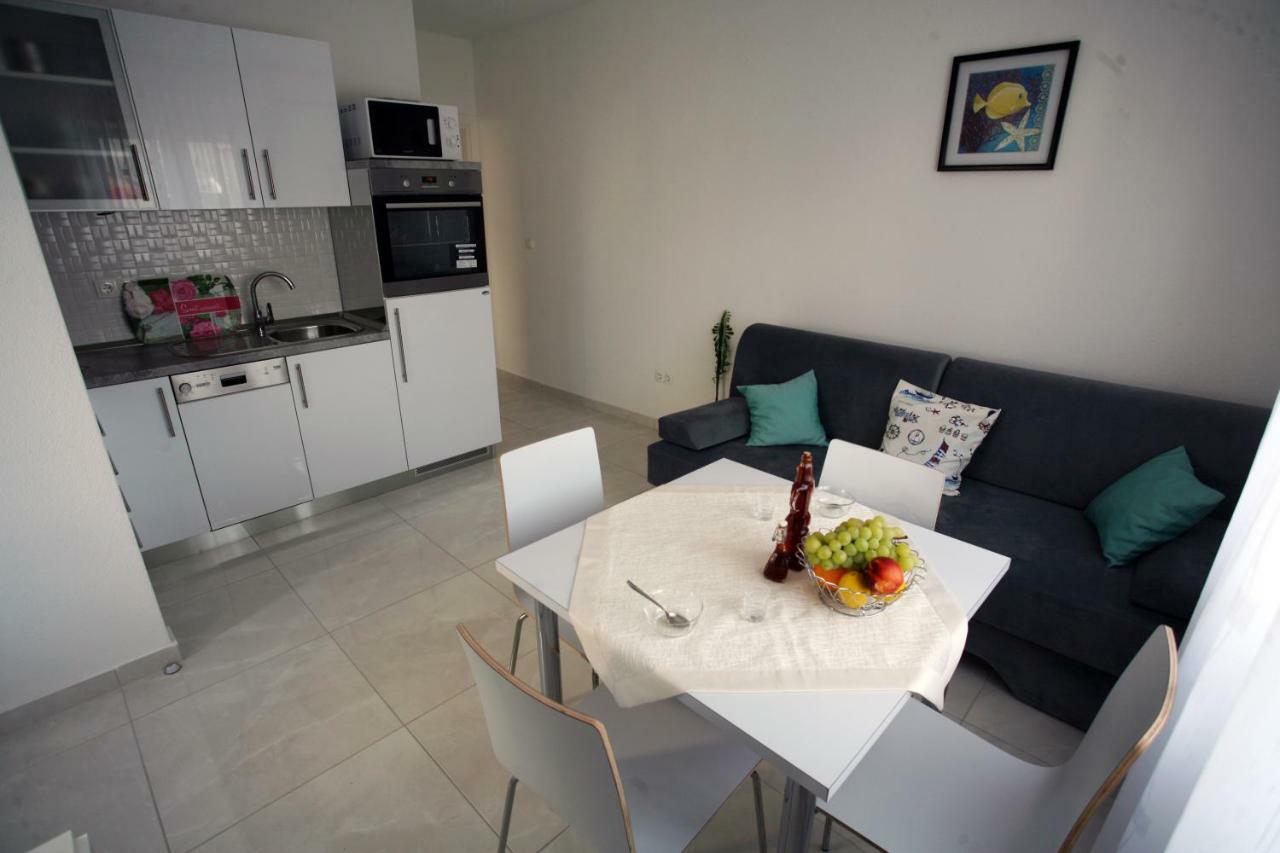 Apartamento Apartman Fantasy Trogir Exterior foto